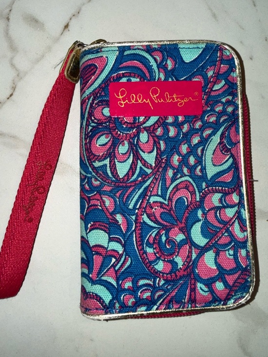 Lilly Pulitzer Handbags - Lilly Pulitzer Zip Wallet Wristlet Blue Pink Print Card Holder Mini Wallet